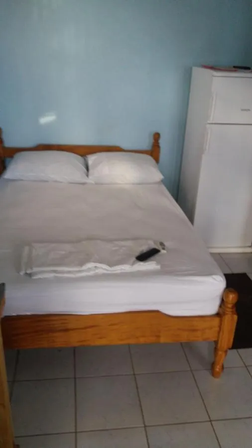 H O T Pepper Rooms, Taxi & Tours Bed & Breakfast Mahaut