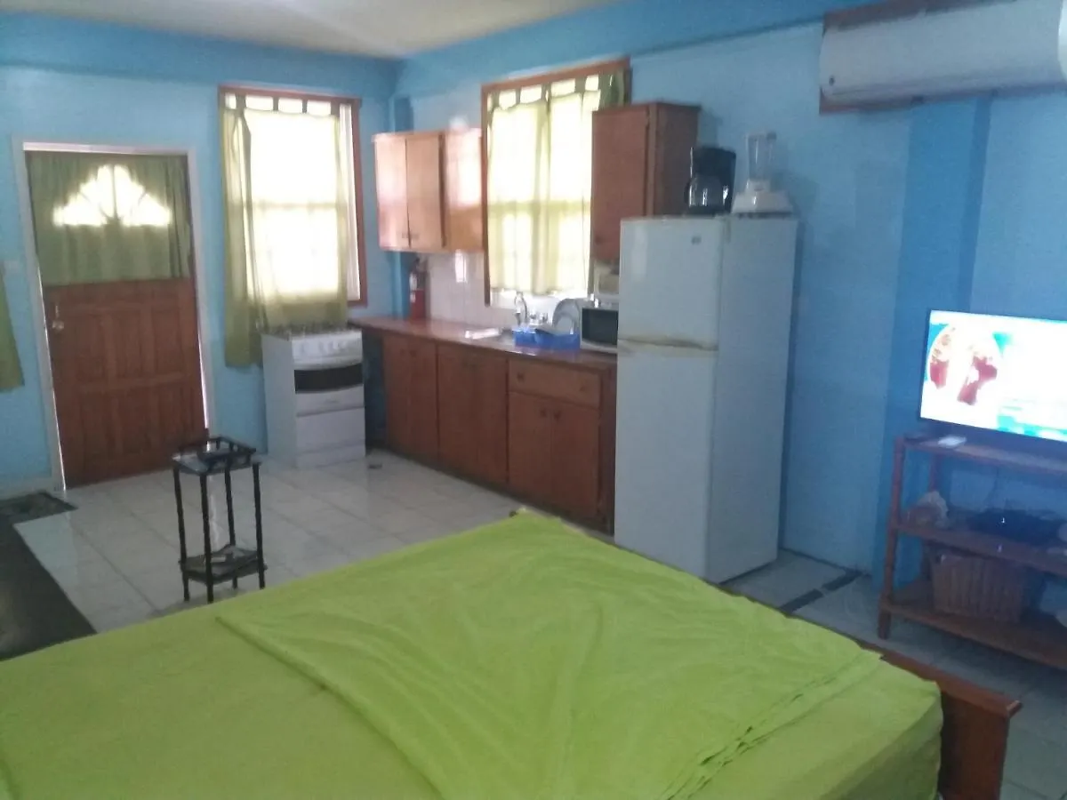 H O T Pepper Rooms, Taxi & Tours Dominica